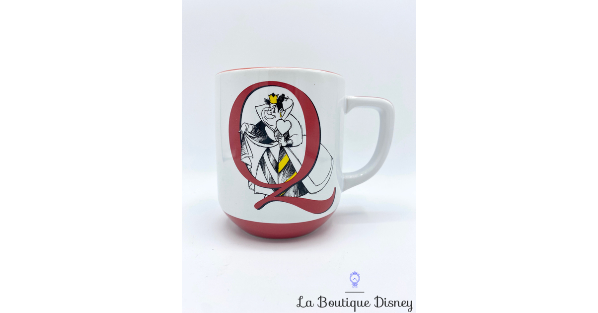 Tasse Reine de Coeur Lettre Q Alice aux pays des Merveilles Disneyland
